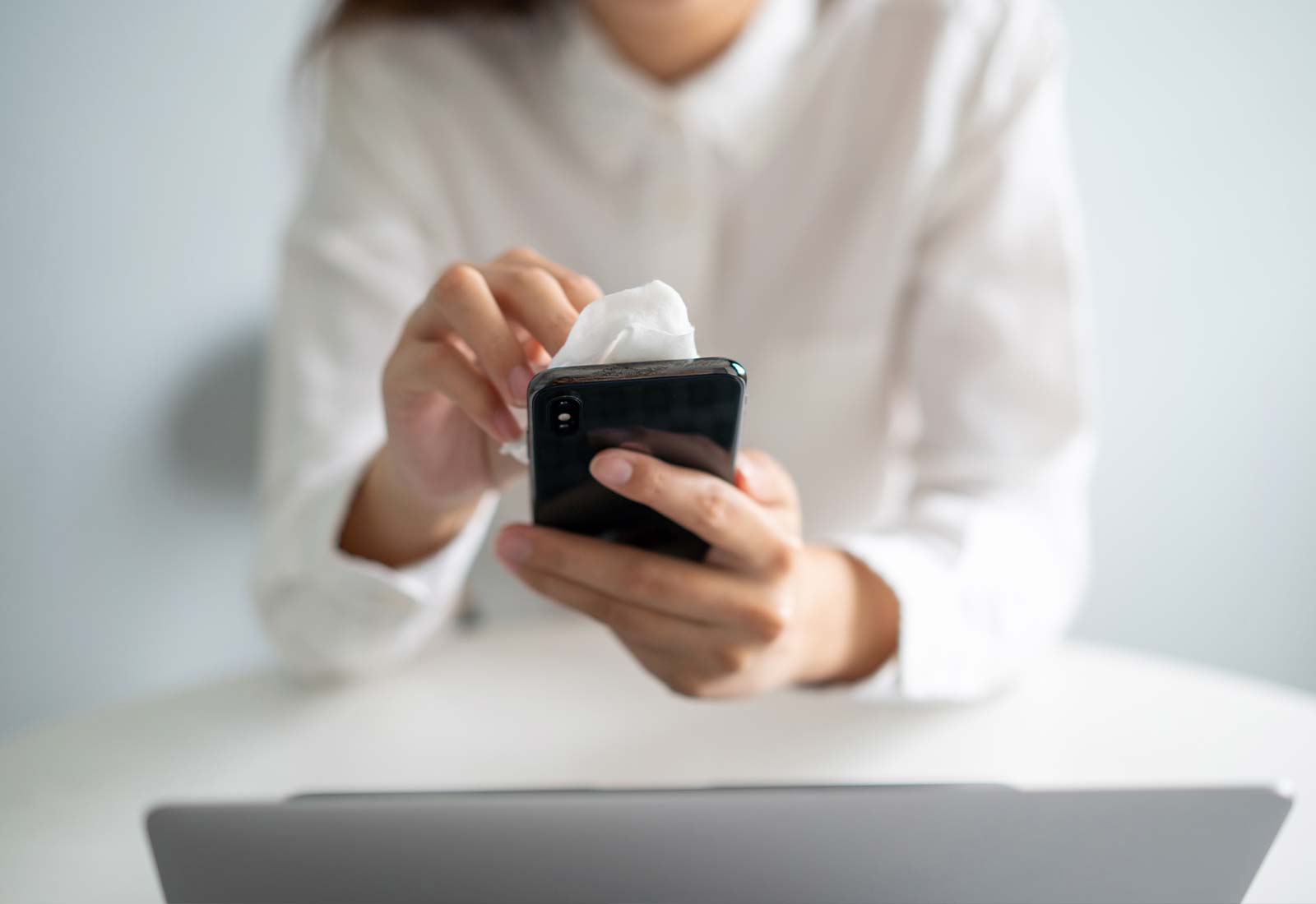 come pulire smartphone e tablet
